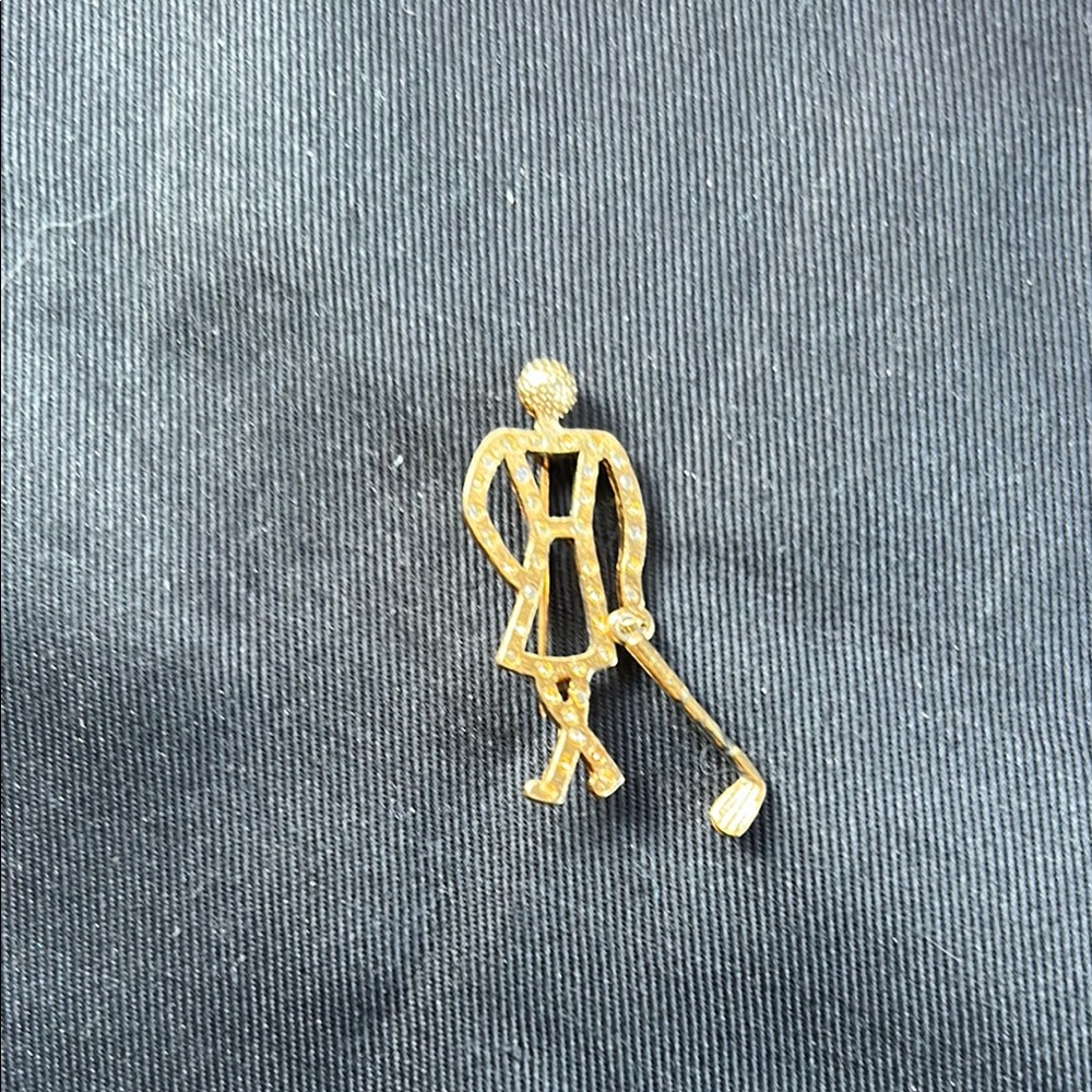 Stylish Gold Golf Player Brooch